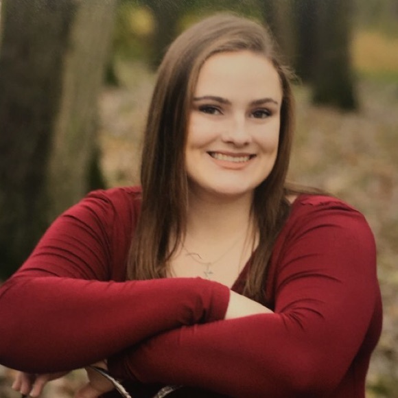 Meet your Posher, Molly - Picture 1 of 1